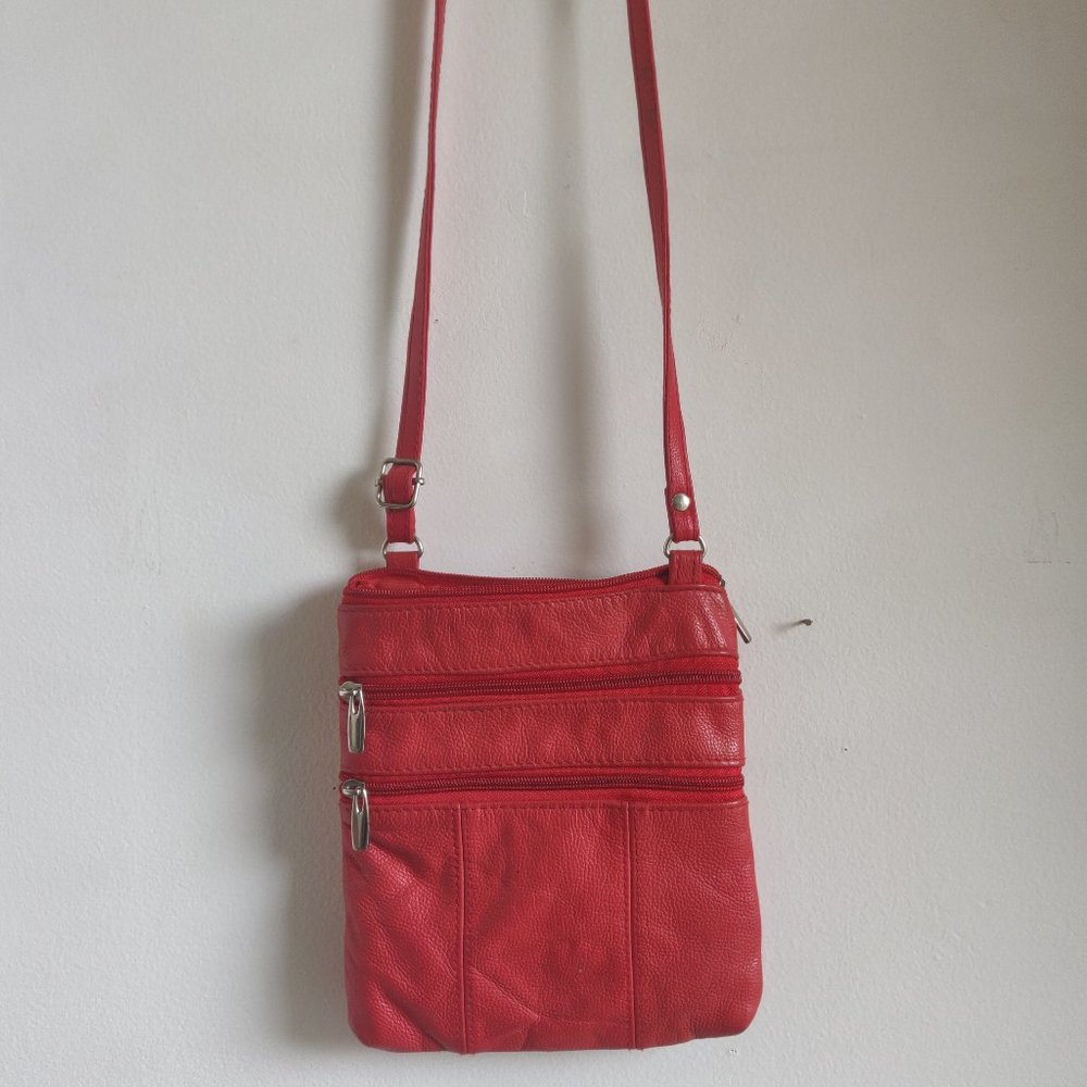 Red Leatherette Zippered Cross Body Bag